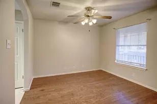 226 Schaefer Blvd, Bastrop, TX 78602 - Photo 9