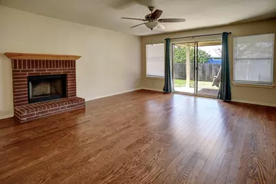 226 Schaefer Boulevard, Bastrop, TX 78602 - Photo 5