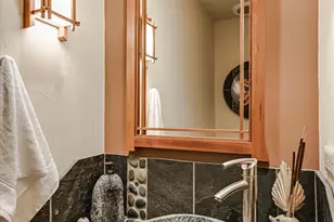 1325 Spyglass Dr, Austin, TX 78746 - Photo 23