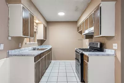 9407 North Creek Drive, Austin, TX 78753 - Photo 11