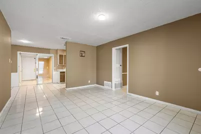 9407 North Creek Drive, Austin, TX 78753 - Photo 5