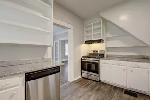 903 Shoal Cliff Ct, Austin, TX 78705 - Photo 9