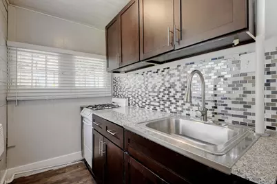 903 Shoal Cliff Court, Austin, TX 78705 - Photo 25