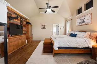 102 McCoy Cir, Bastrop, TX 78602 - Photo 15