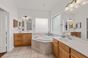 300 River Bluff Cir, Georgetown, TX 78626 - Photo 19