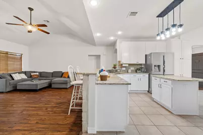 300 River Bluff Circle, Georgetown, TX 78626 - Photo 9