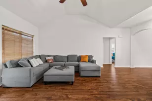 300 River Bluff Cir, Georgetown, TX 78626 - Photo 7