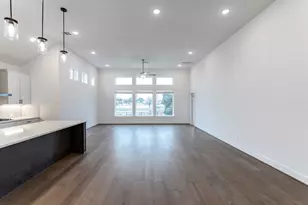 401 Joy Ln, Liberty Hill, TX 78642 - Photo 7