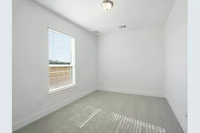 401 Joy Lane, Liberty Hill, TX 78642 - Photo 33