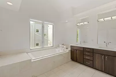 1500 Summit Street #5, Austin, TX 78741 - Photo 23
