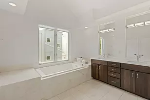 1500 Summit St, Austin, TX 78741 - Photo 23