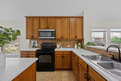 3701 Pine Needle Circle, Round Rock, TX 78681 - Photo 9