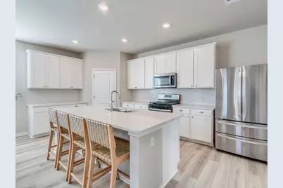 218 Glass Mountains Way, Dripping Springs, TX 78620 - Photo 5