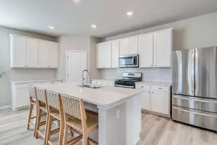 218 Glass Mountains Wy, Dripping Springs, TX 78620 - Photo 5