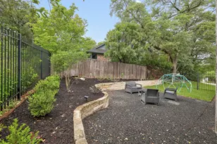 4605 Beechwood Hollow, Austin, TX 78731 - Photo 33