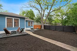 601 E 43rd St, Austin, TX 78751 - Photo 31