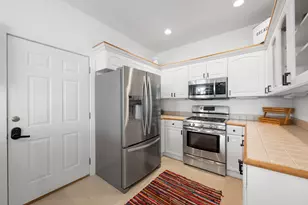 302 Ben Howell Dr, Austin, TX 78704 - Photo 11