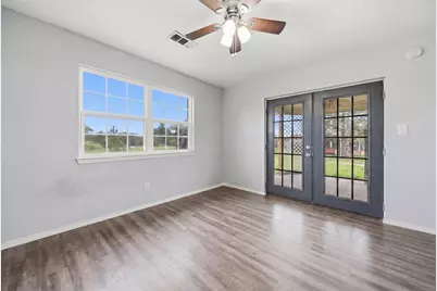 1689 Fm 2104, Paige, TX 78659 - Photo 15