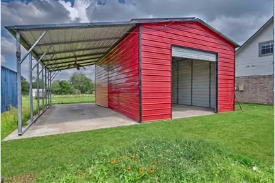 1689 Fm 2104, Paige, TX 78659 - Photo 9