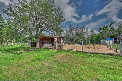 1689 Fm 2104, Paige, TX 78659 - Photo 5