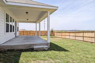 139 Spiny Lizard Ln, San Marcos, TX 78666 - Photo 17