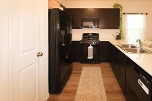 2307 Red Sky Dr, Lockhart, TX 78644 - Photo 7