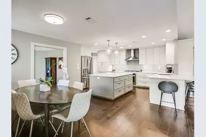 2207 Cypress Point E, Austin, TX 78746 - Photo 11