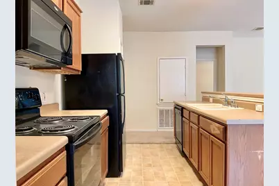 204 Delby Street, Hutto, TX 78634 - Photo 7
