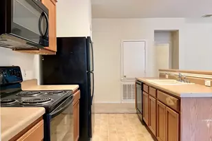 204 Delby St, Hutto, TX 78634 - Photo 7