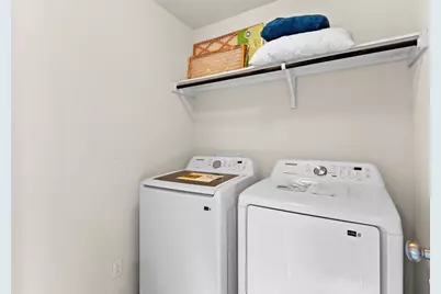 224 Circle Way #13E, Jarrell, TX 76537 - Photo 17