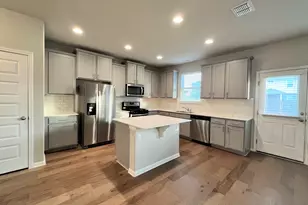 6413 Owl Creek Ln, Austin, TX 78747 - Photo 3