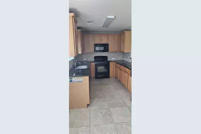 7213 Outfitter Drive, Austin, TX 78744 - Photo 9