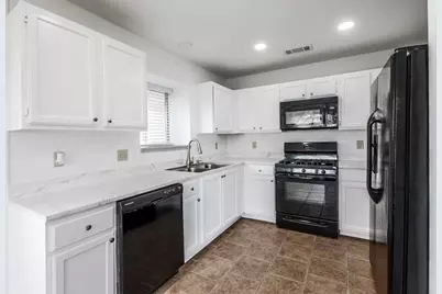 502 Eaglecreek Drive, Leander, TX 78641 - Photo 13