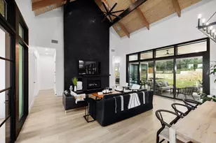 197 Evelyn Ct, Dripping Springs, TX 78620 - Photo 11