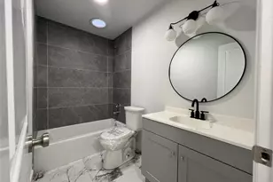 3310 Hycreek Dr, Austin, TX 78723 - Photo 9