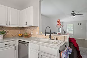 18029 Basket Flower Bend, Elgin, TX 78621 - Photo 13