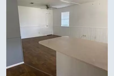 1001 W Haynie Street, Llano, TX 78643 - Photo 11