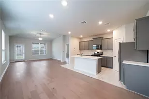 8208 Cottage Rose Dr, Austin, TX 78744 - Photo 5