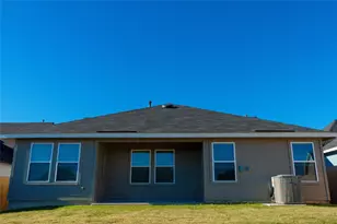 223 Las Lomas Dr, San Marcos, TX 78666 - Photo 5