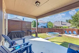 4711 Madrid Dr, Georgetown, TX 78628 - Photo 35