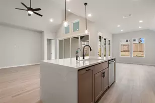 129 Old Woods Rd, Liberty Hill, TX 78642 - Photo 19