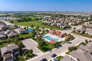 1310 Grande Mesa Dr, Georgetown, TX 78626 - Photo 33