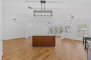 1310 Grande Mesa Dr, Georgetown, TX 78626 - Photo 5
