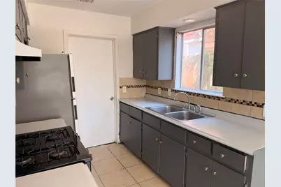 5213 Village Path, Austin, TX 78744 - Photo 3