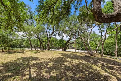 1121 Azie Morton Road, Austin, TX 78704 - Photo 7
