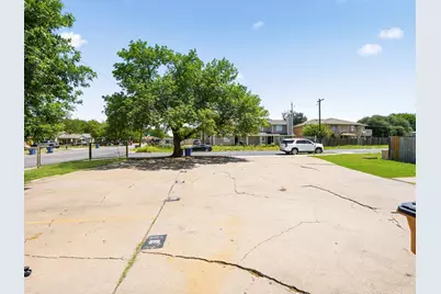 8201 Riverstone Drive, Austin, TX 78724 - Photo 5