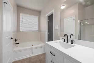 403 Red Hawk Dr, Leander, TX 78641 - Photo 17