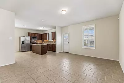 2601 Chandler Creek Boulevard #18, Round Rock, TX 78665 - Photo 5