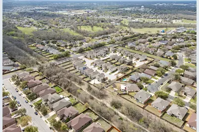 2601 Chandler Creek Boulevard #18, Round Rock, TX 78665 - Photo 33
