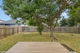 111 Burnet Forest Cove, Elgin, TX 78621 - Photo 35